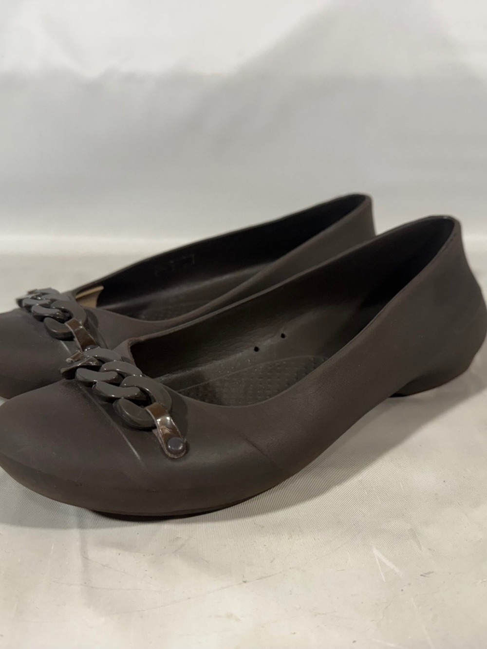 Crocs Gianna Chain Link Ballet Flats Round Toe Color Brown Woman’s Size 9